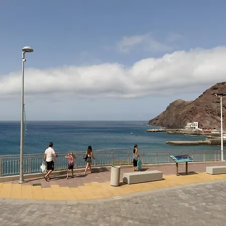 Home2book Atlantic View Escape In