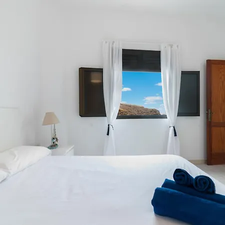 Home2book Atlantic View Escape In